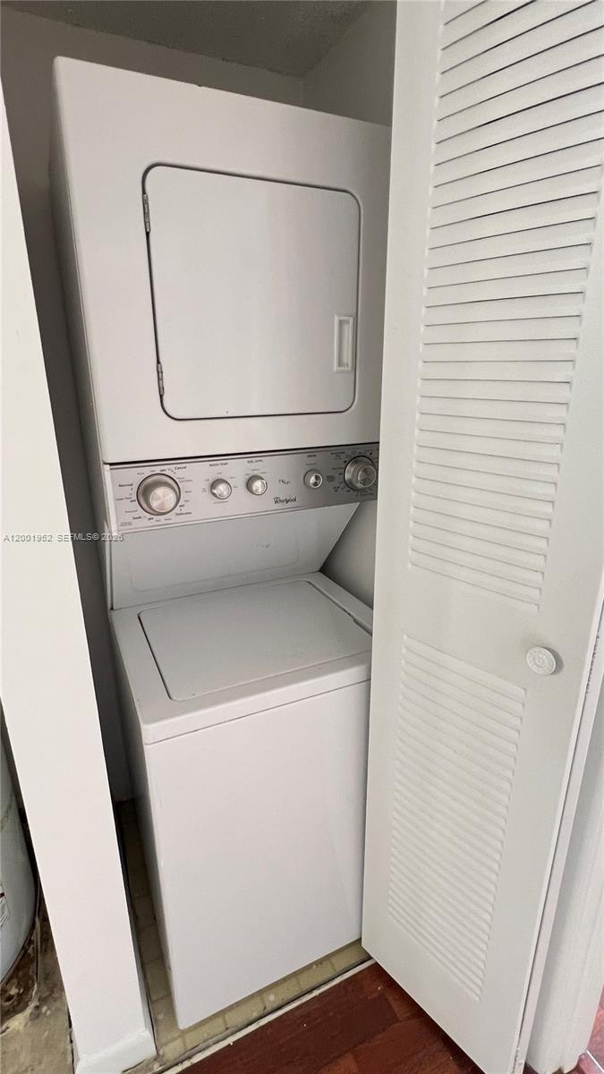 PARAGON PLANTATION CONDO - Residential Lease