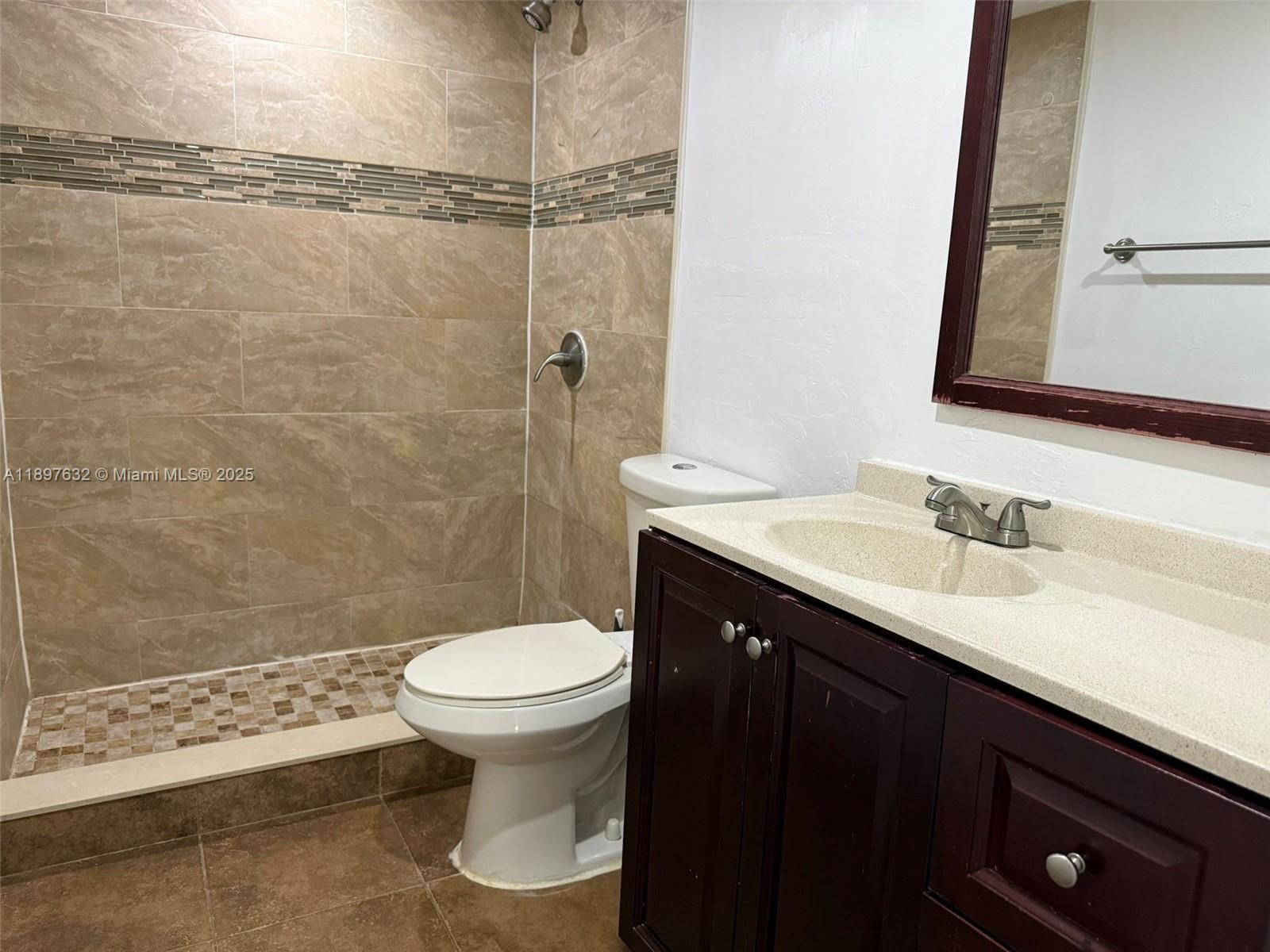 WATERWAY ISLES CONDO - Residential