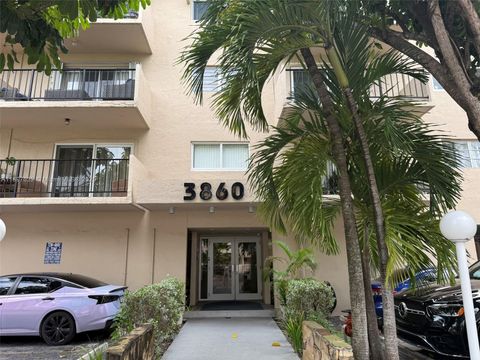 3860 NE 170th St 412 North Miami Beach FL 33160