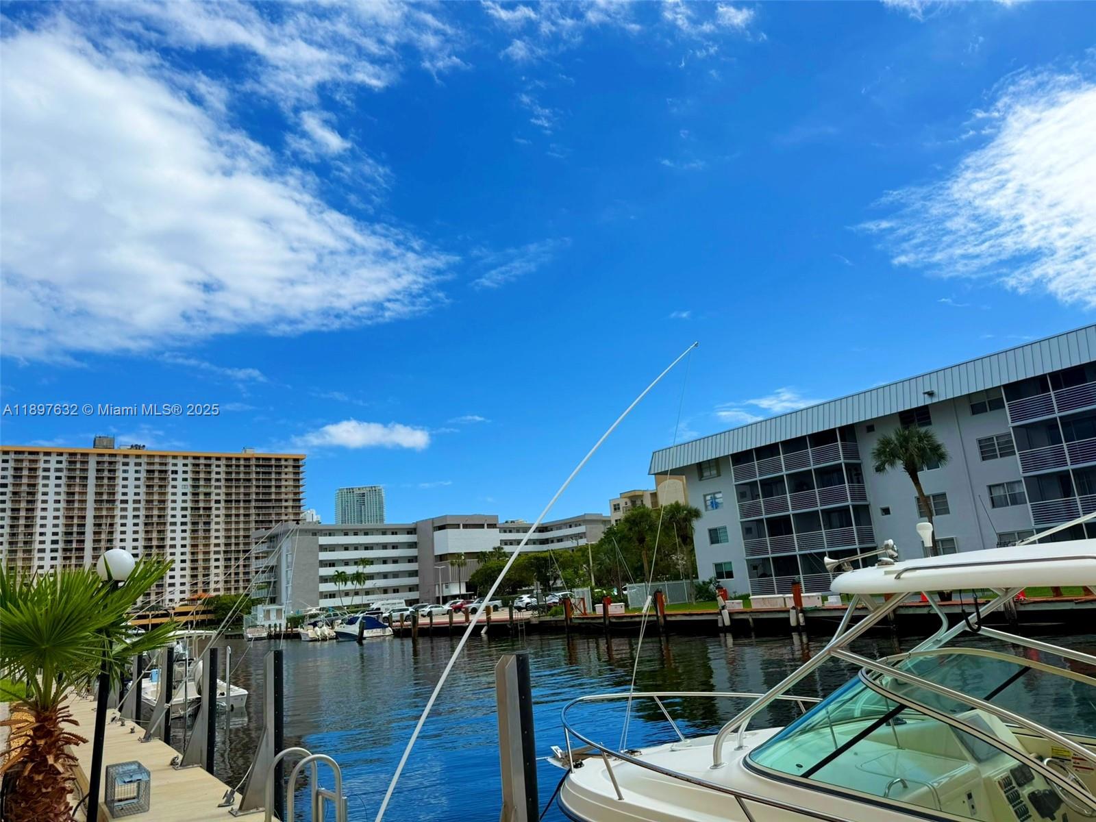 WATERWAY ISLES CONDO - Residential