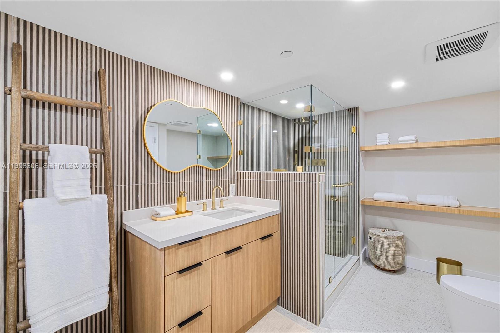 VENETIA CONDO - Residential