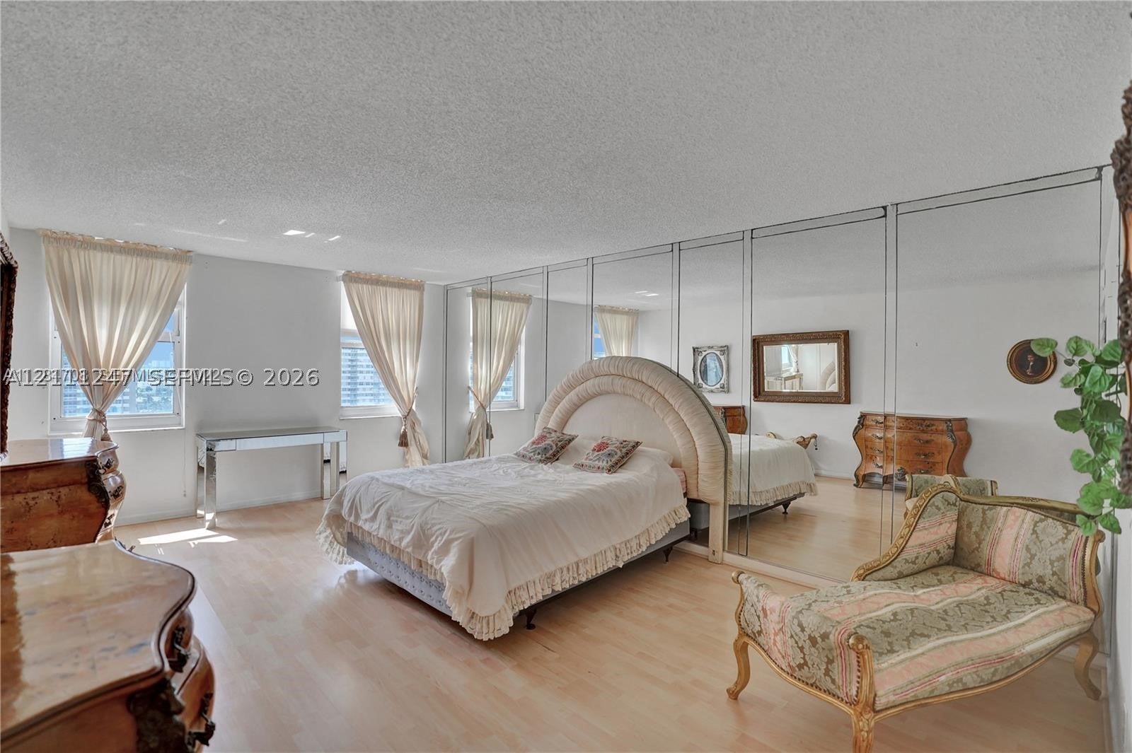 1920 S Ocean Dr 15B
