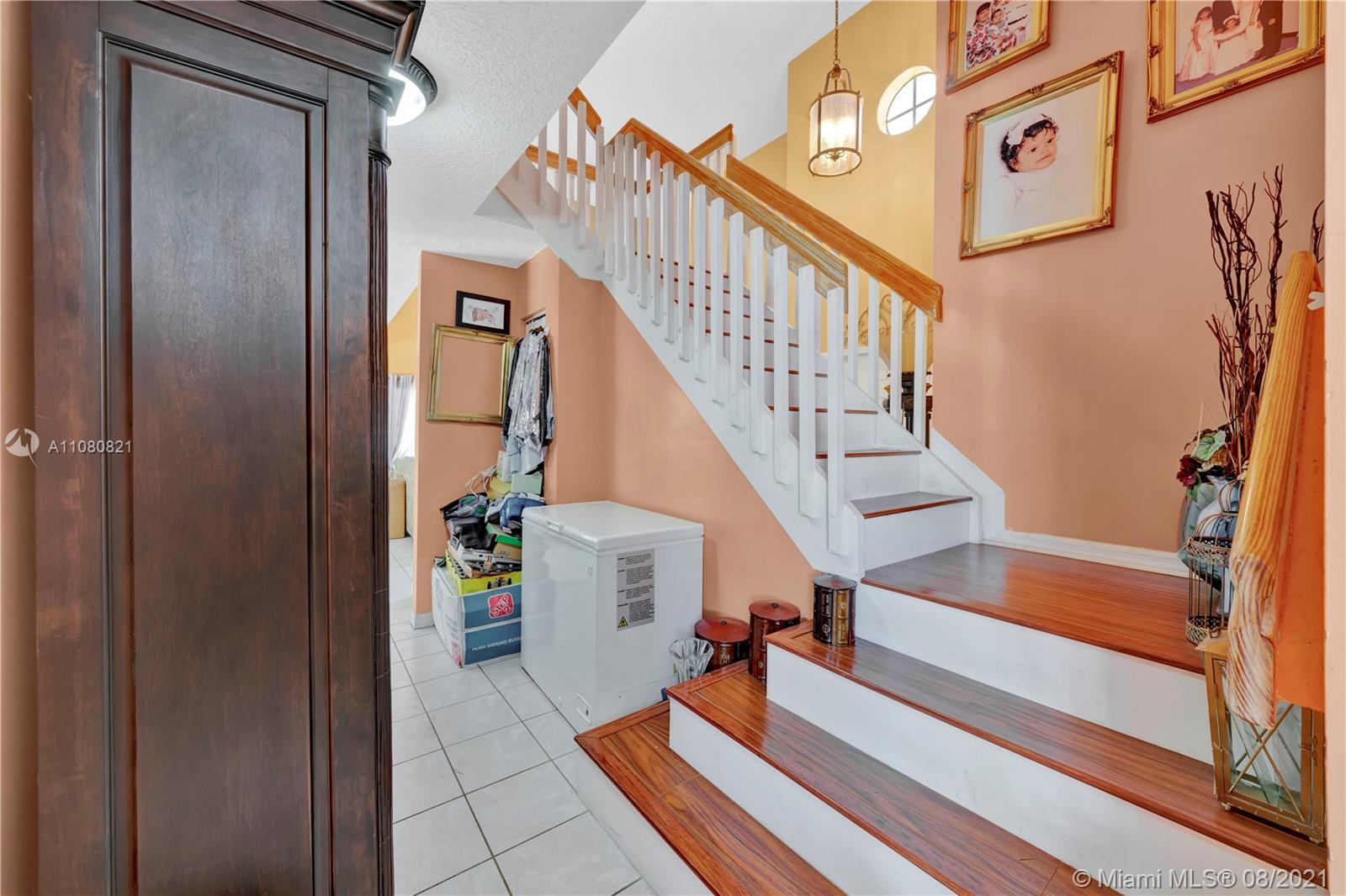 LAGUNA PONDS SEC 2 - Residential