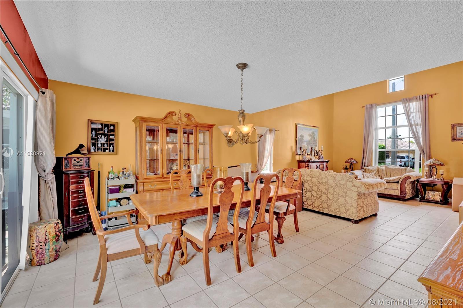 LAGUNA PONDS SEC 2 - Residential