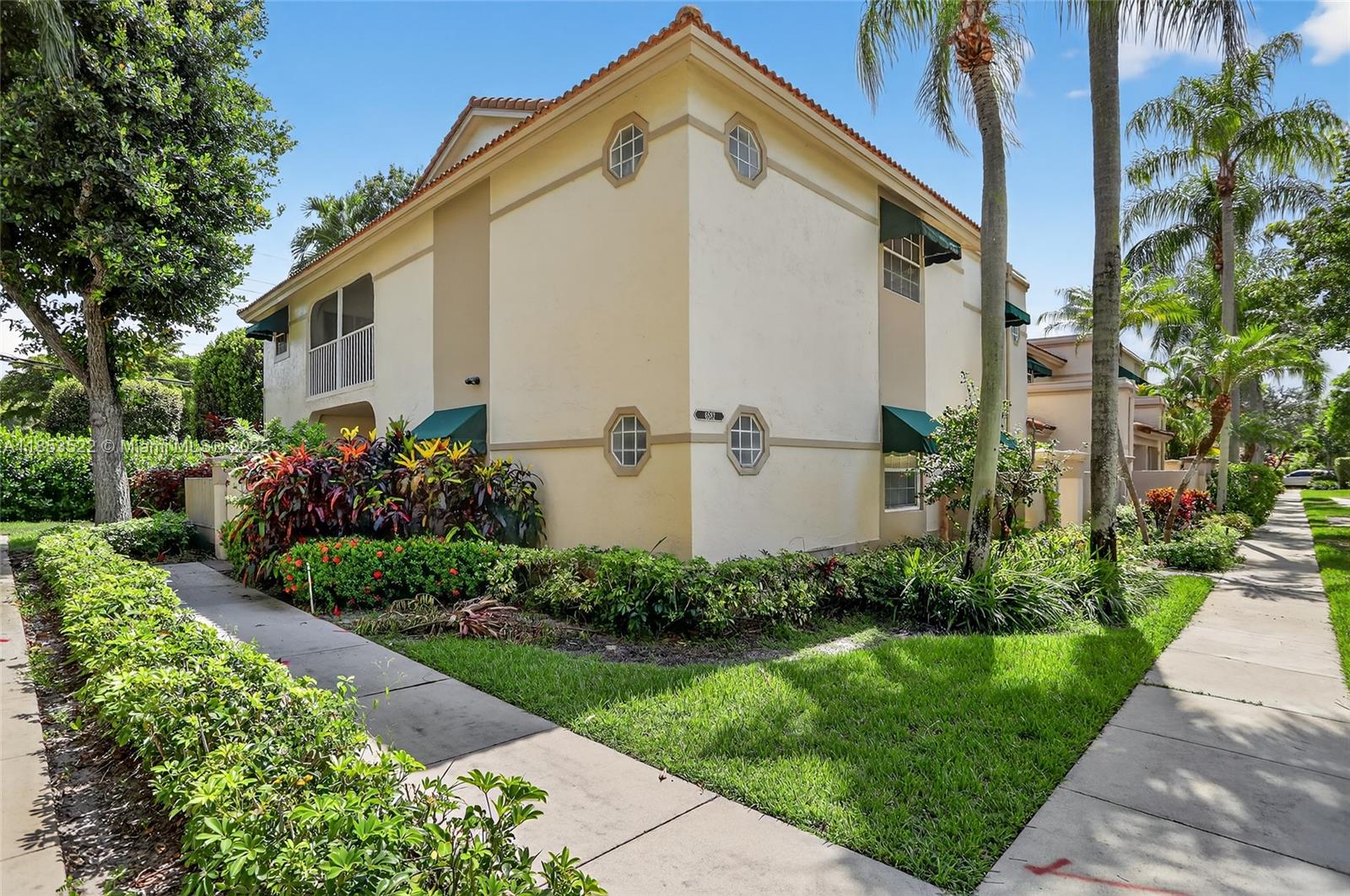 Welcome to your new updated home in one of Boca Raton’s most desirable gated communities! This charming first-floor corner unit offers privacy, comfort, and convenience — perfect for full-time residents, snowbirds, or savvy investors.
Enjoy the ease of first-floor living with a smart layout and generous living space. Step out onto your private patio and take in the peaceful greenery. You’re minutes from world-class shopping, top-rated schools, beautiful beaches, and everything Boca Raton has to offer. This unit is ready to move in and make yours!! Don’t miss out on this beauty!
Community Amenities:
Gated entrance with 24/7 security
Resort-style pool and spa
Fully equipped
Lush landscaping and beautifully maintained grounds
