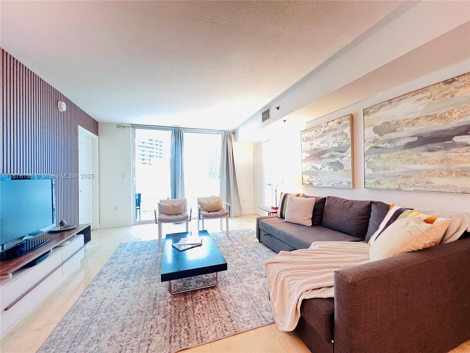 THE CLUB AT BRICKELL BAY - Residential Lease