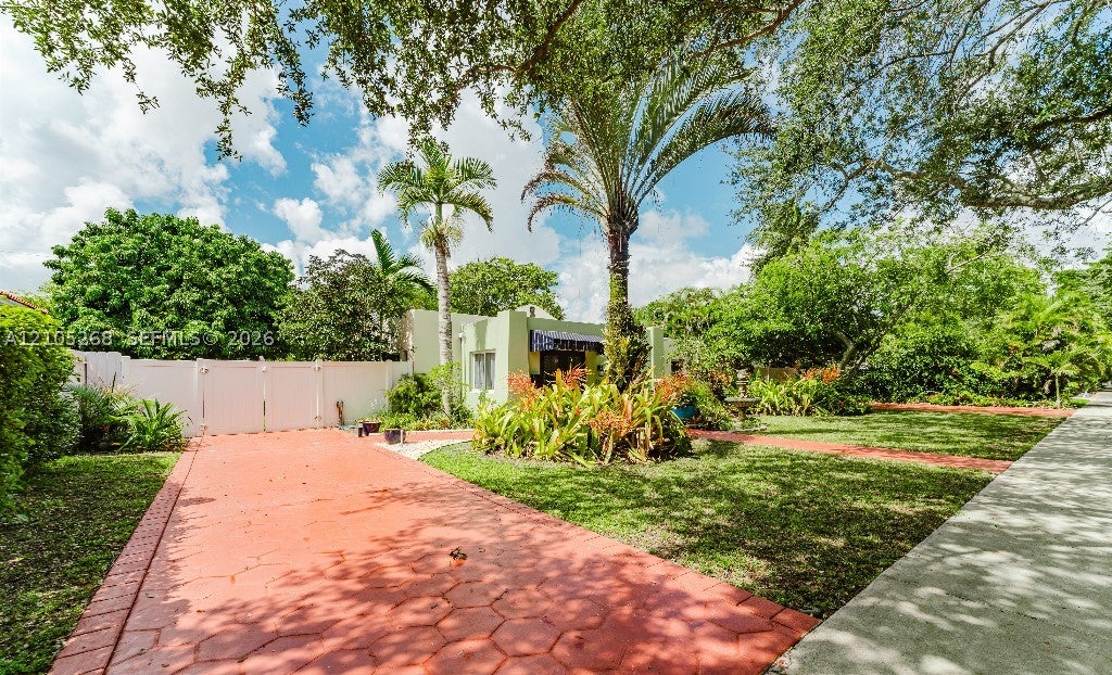 230 Miami Springs Ave