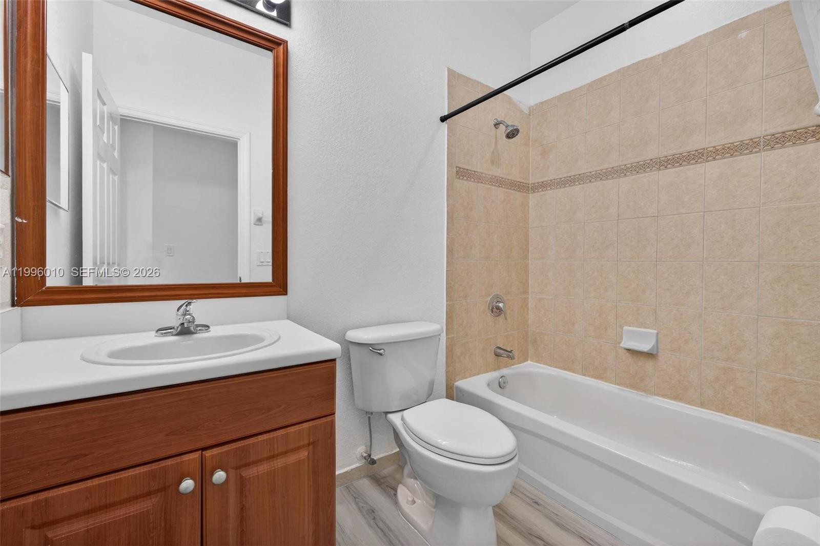 PROMENADE SHORES AT DORAL - Residential Lease