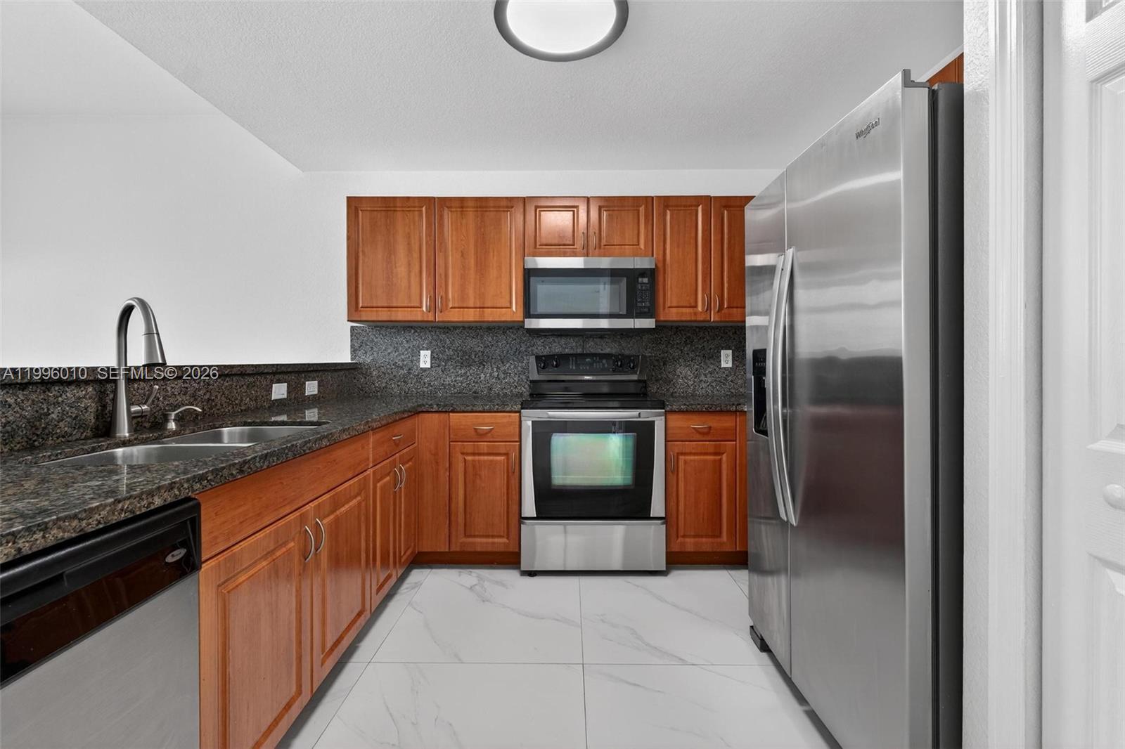 PROMENADE SHORES AT DORAL - Residential Lease