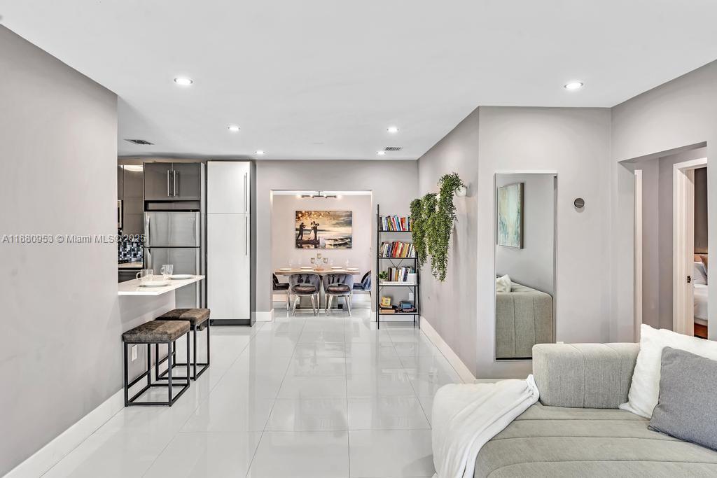 HOMEDALE - Residential