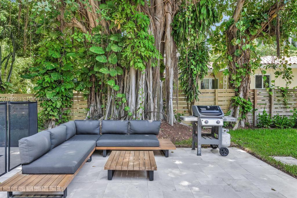 HOMEDALE - Residential