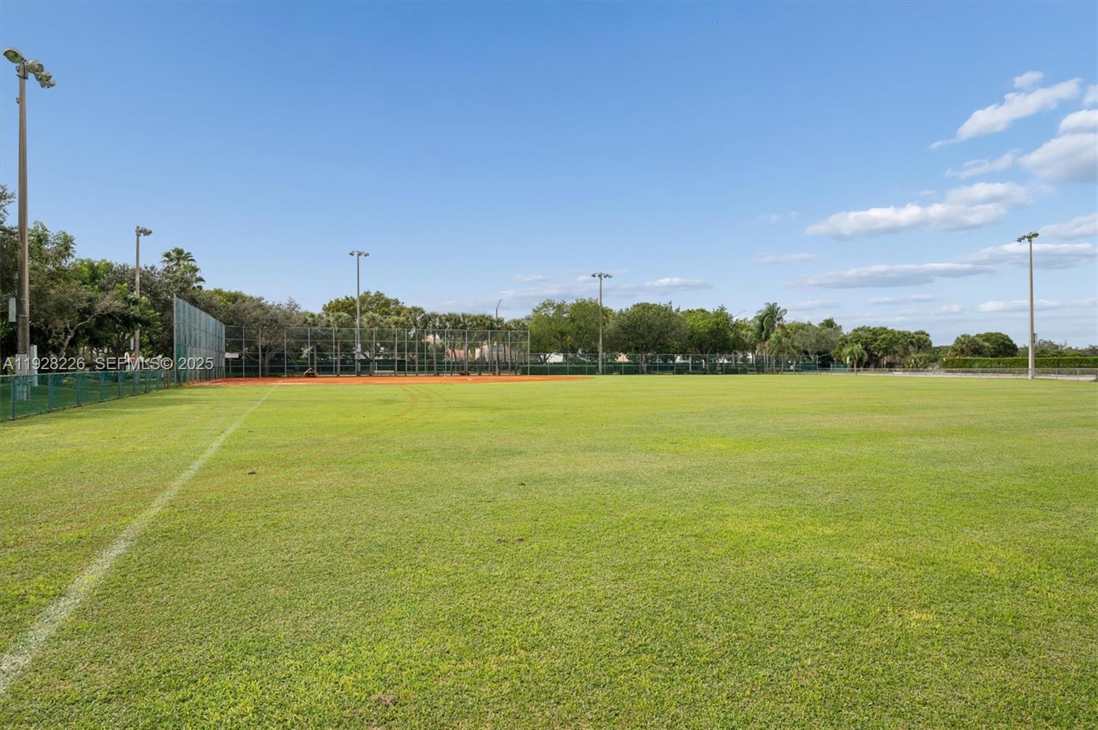 TOWNGATE - Residential