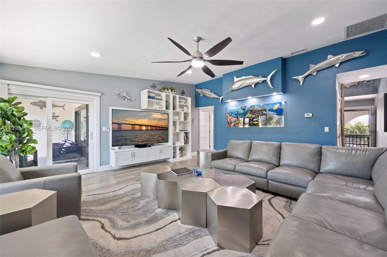 LA PALAPA CONDO - Residential