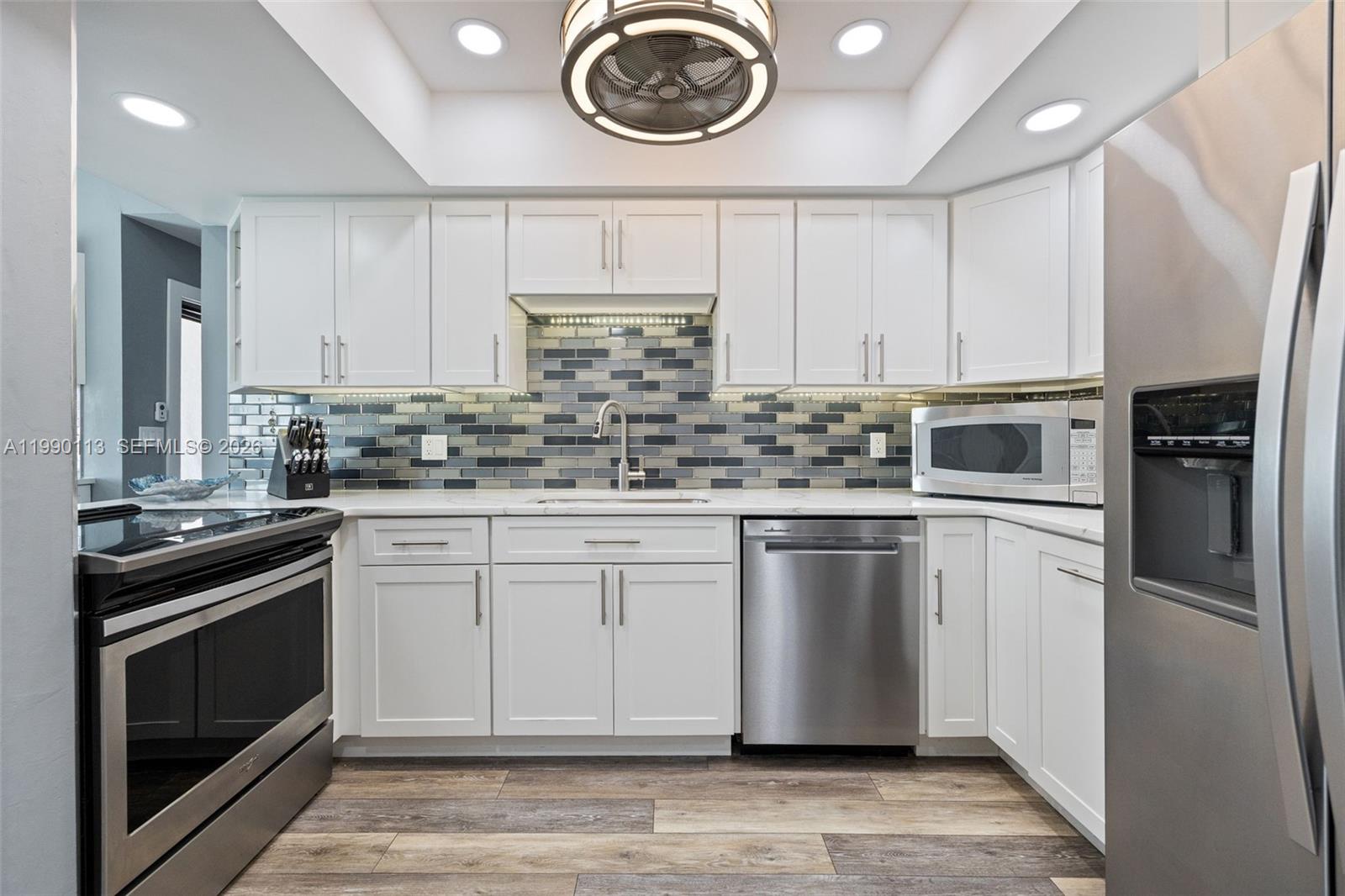 LA PALAPA CONDO - Residential