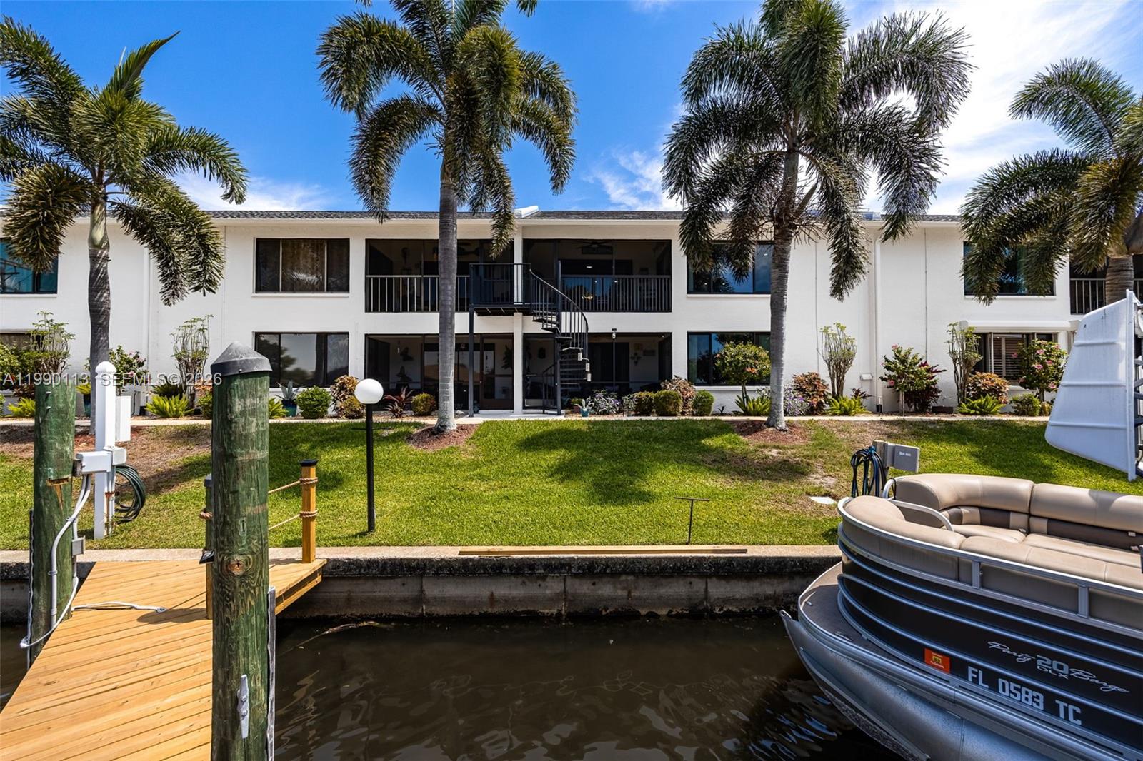 LA PALAPA CONDO - Residential