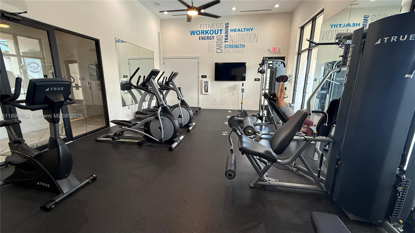 COCO PALM VILLAS - Residential