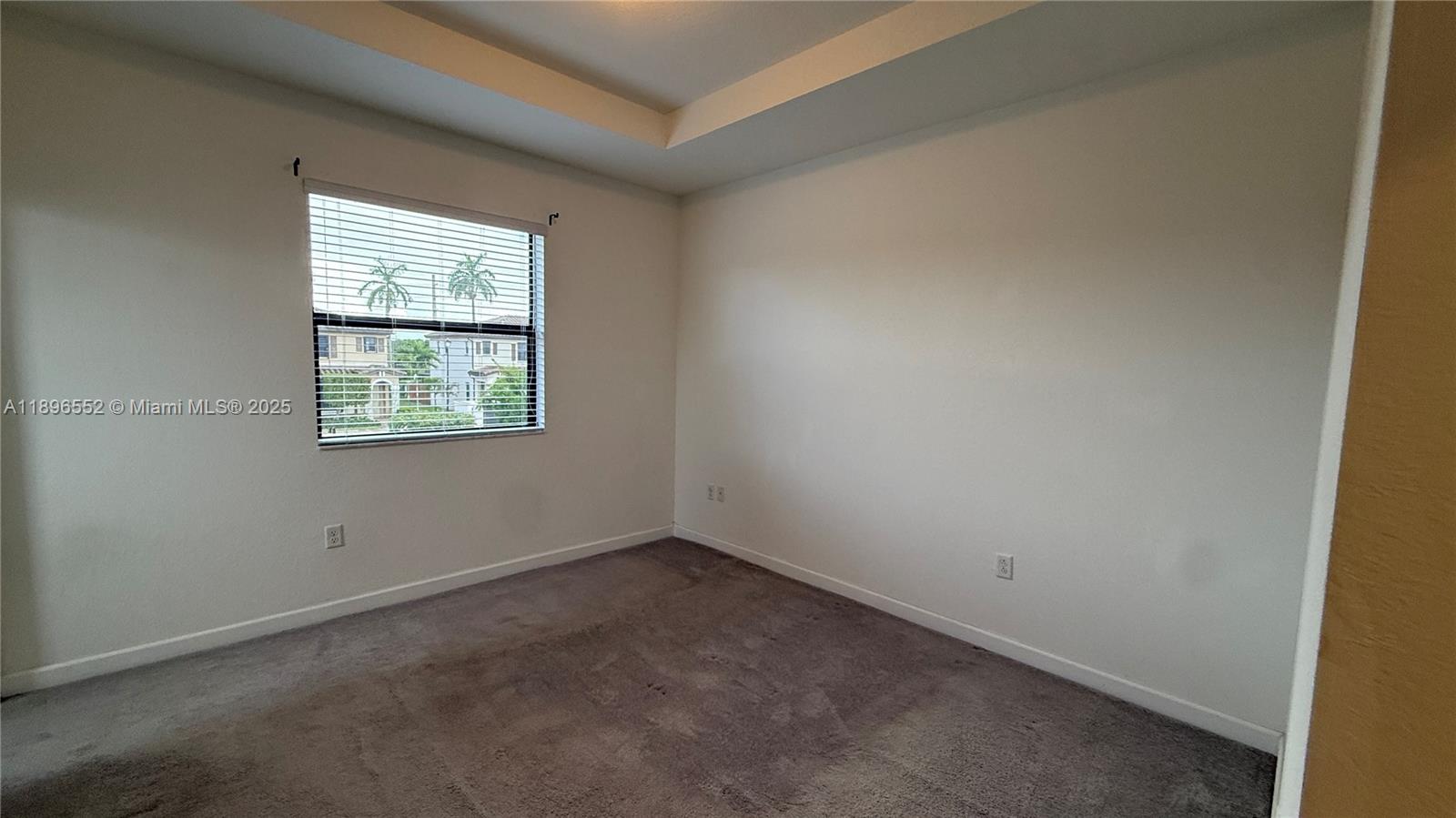 COCO PALM VILLAS - Residential