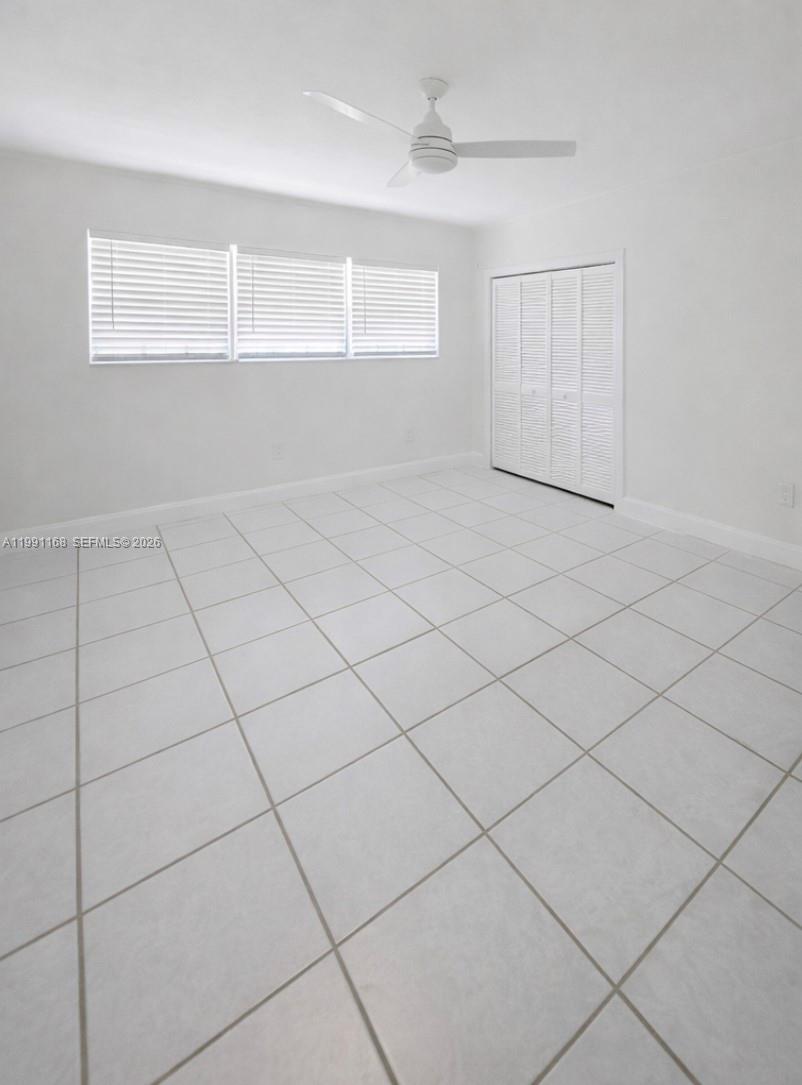 462 Golden Isles Dr 210