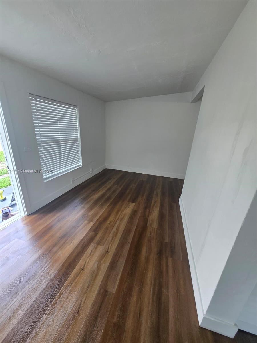 MAGNOLIA SUB - Residential Lease