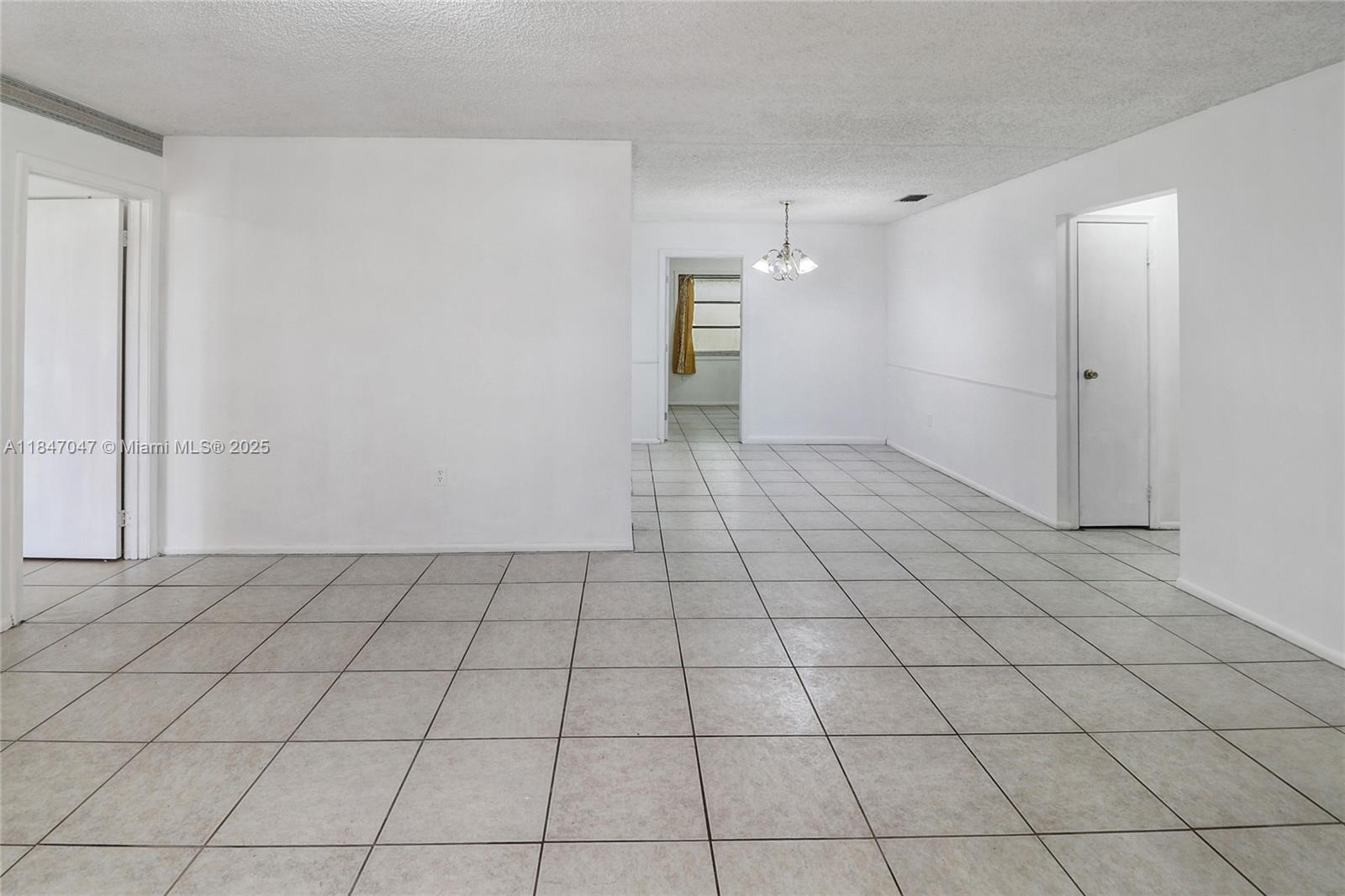 12020 NW 34th Pl