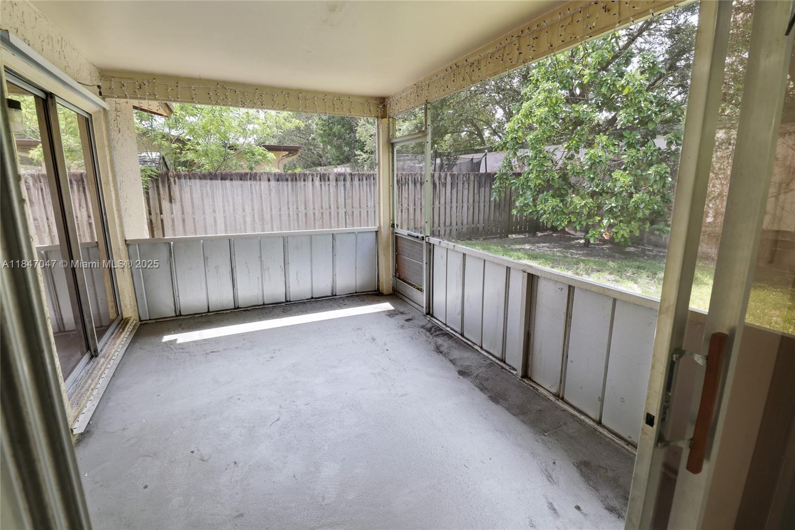 SUNRISE GOLF VILLAGE - Residential