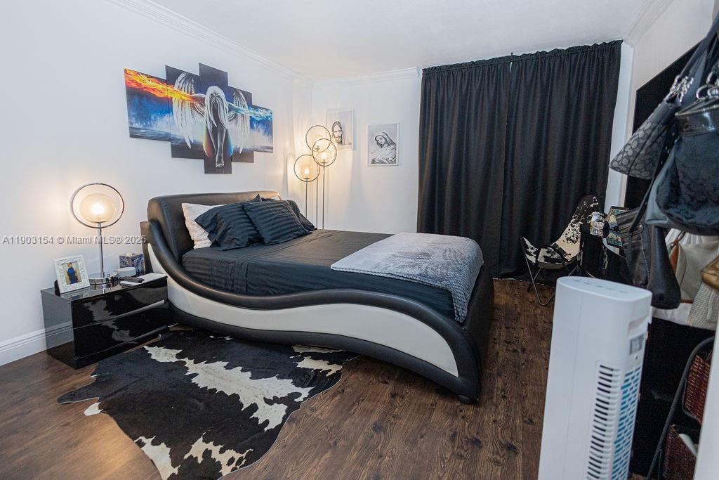 BLUE LAKE APTS CONDO - Residential