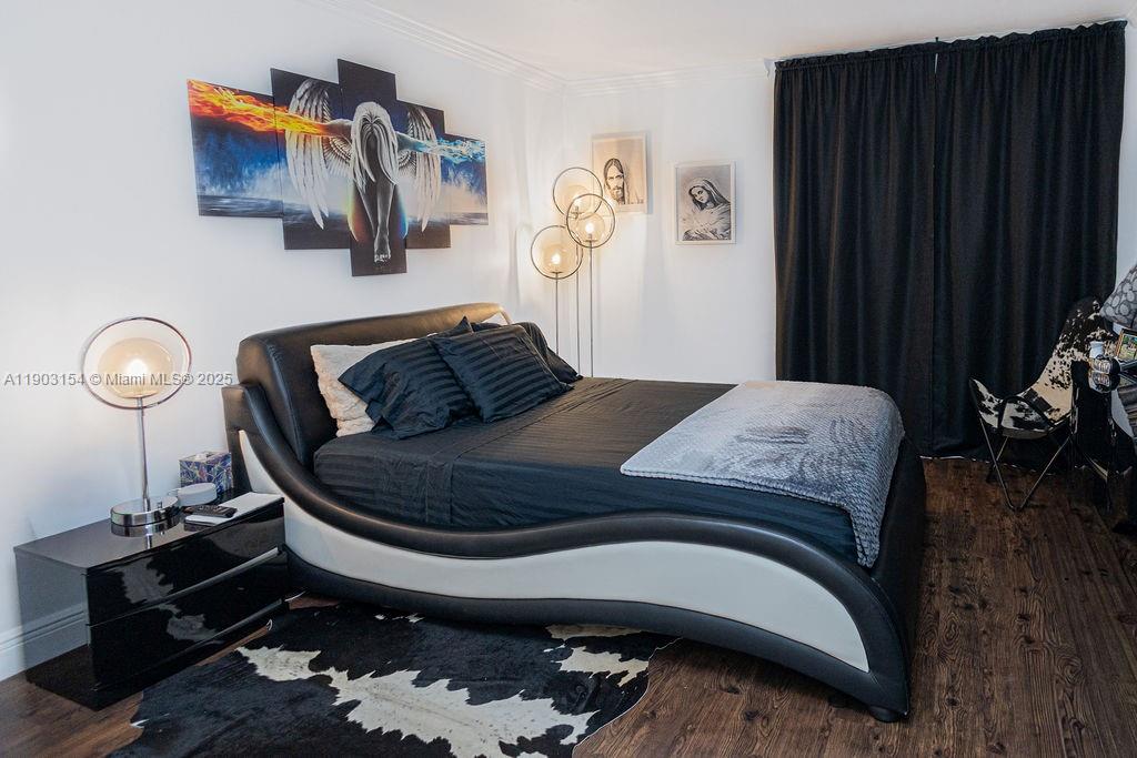 BLUE LAKE APTS CONDO - Residential