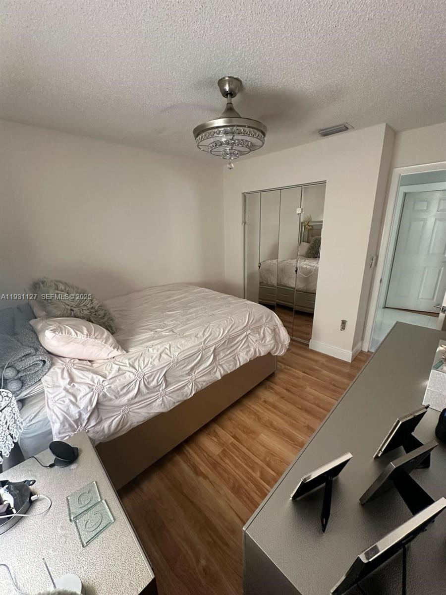 EL PRADO COUNTRY CLUB 5TH - Residential Lease