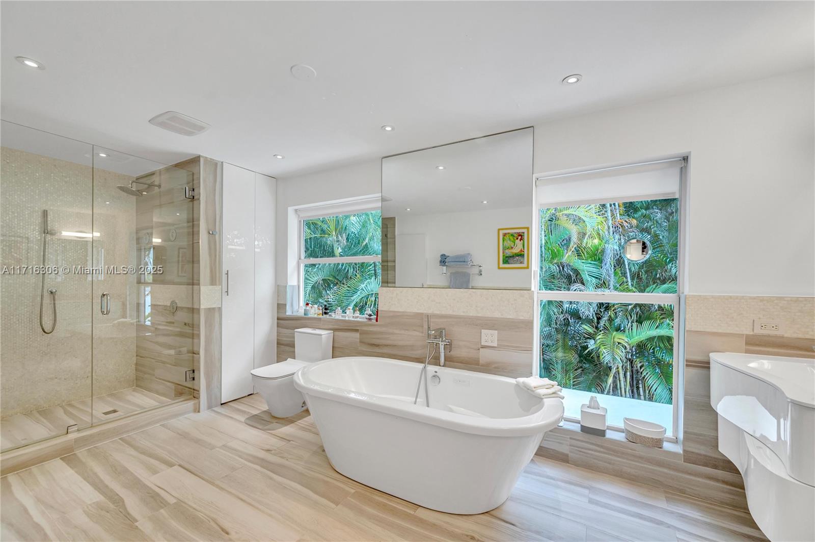 BISCAYNE POINT - Residential