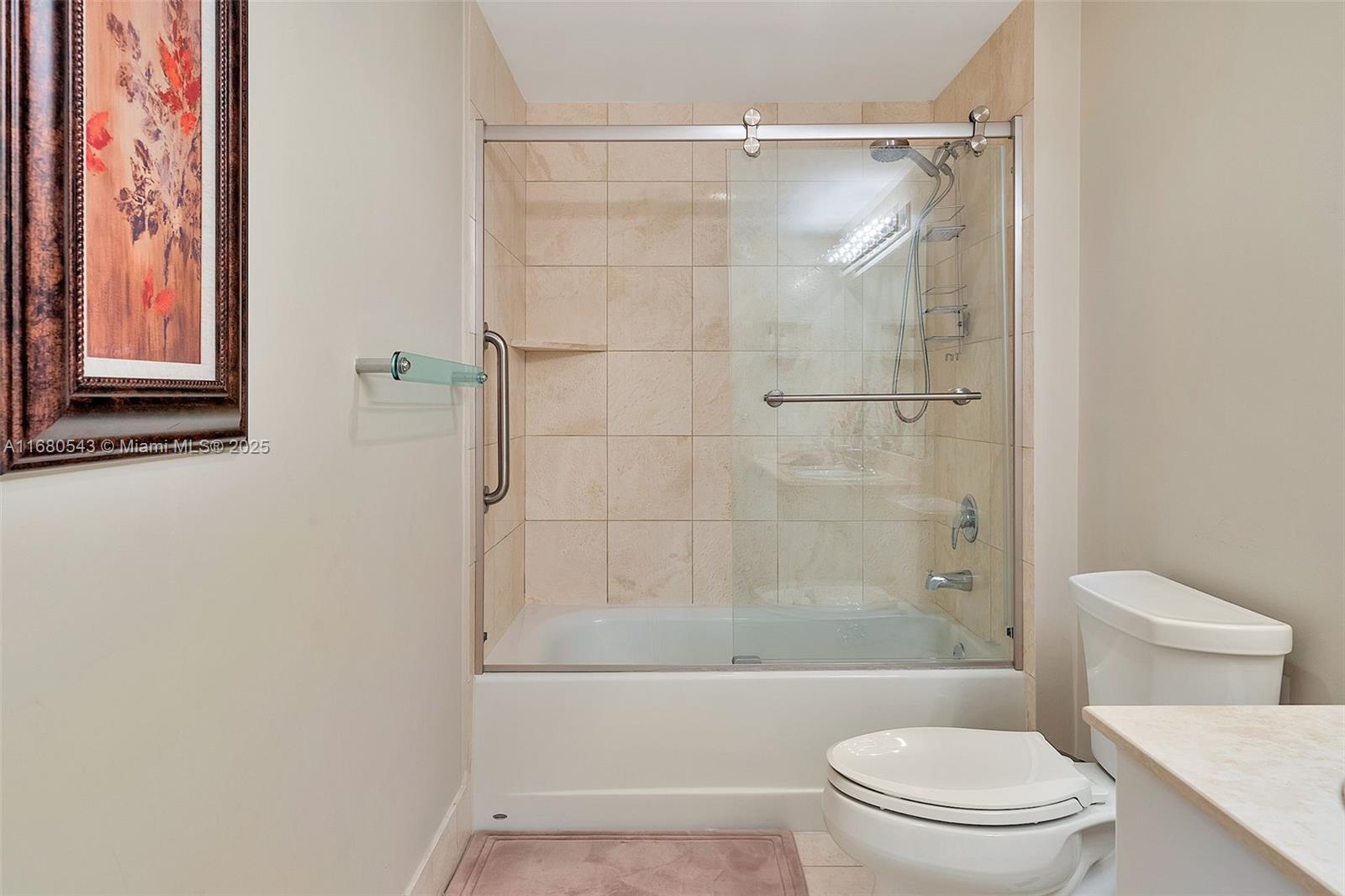 THE METROPOLITAN CONDO - Residential