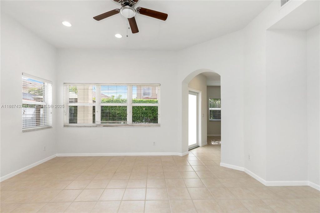 Photo of 934 NW 126th Ave, Coral Springs, FL 33071 (MLS # A11887437)