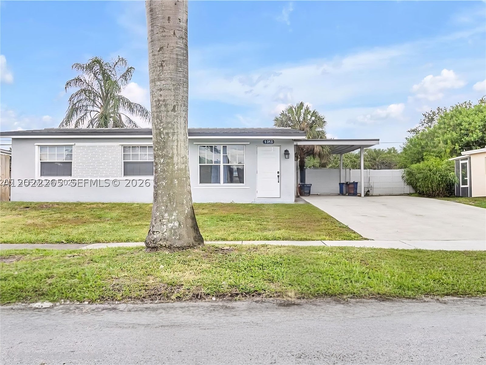 5630 SW 37th Ct