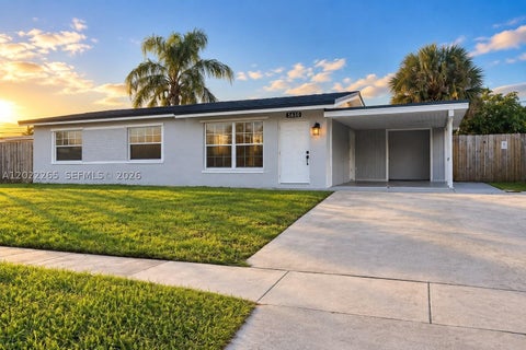 Photo of 5630 SW 37th Ct, Davie, FL 33314 (MLS # A12022265)