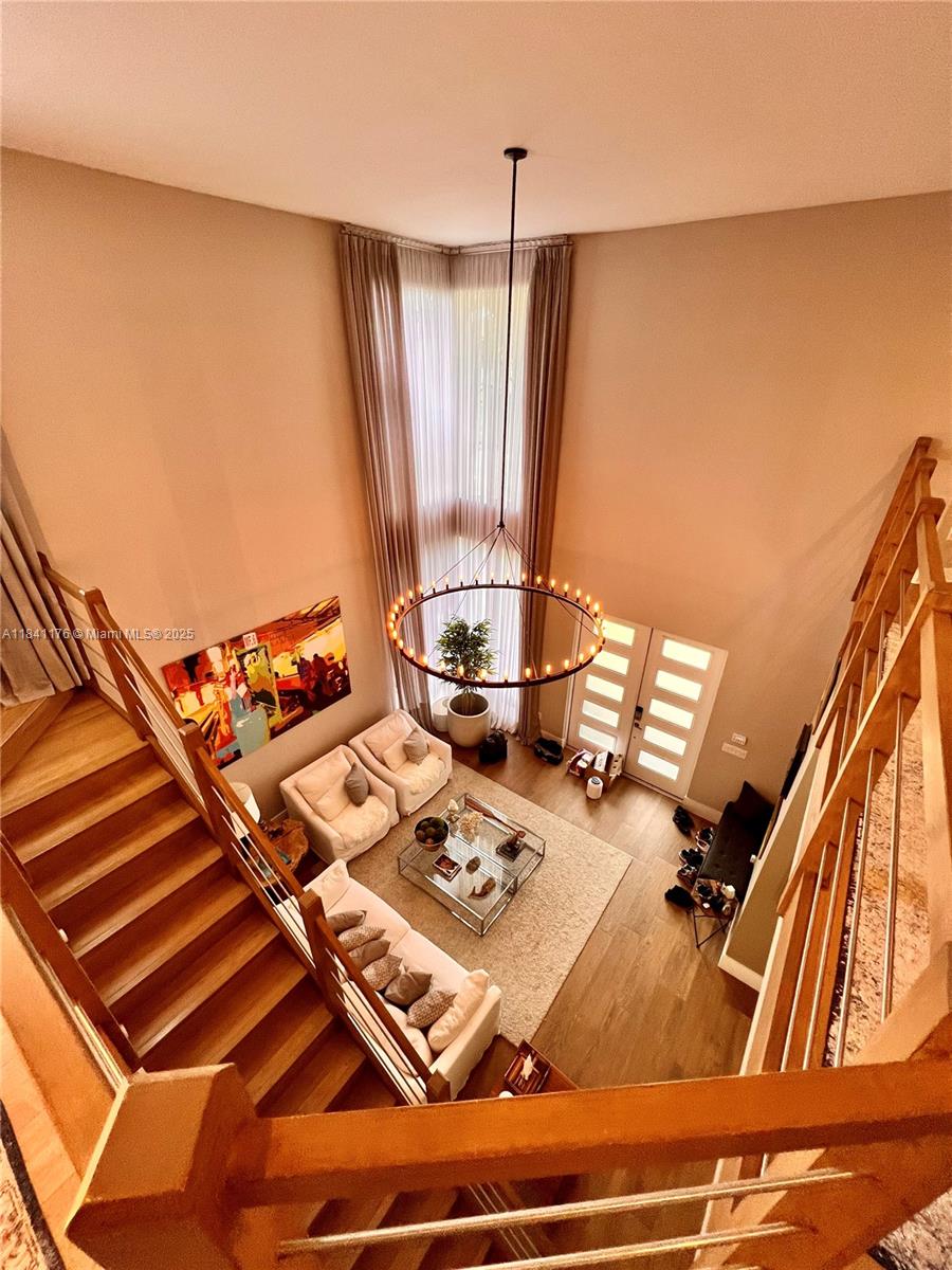 CRESTVIEW WEST - Residential