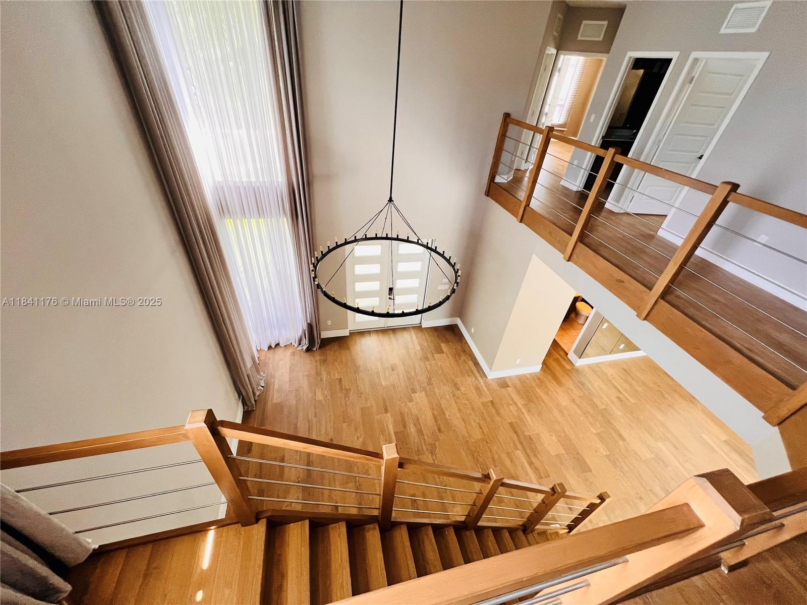 CRESTVIEW WEST - Residential