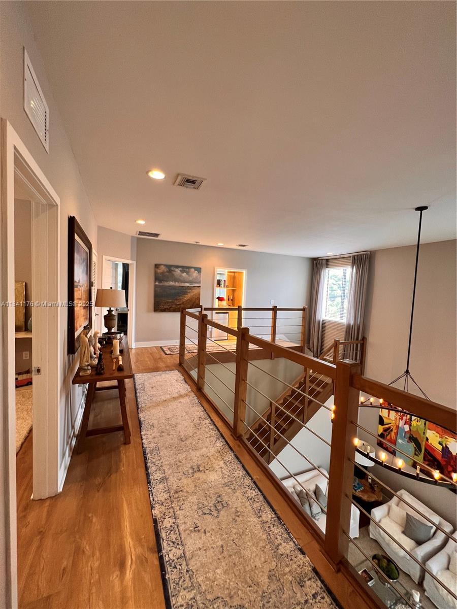 CRESTVIEW WEST - Residential