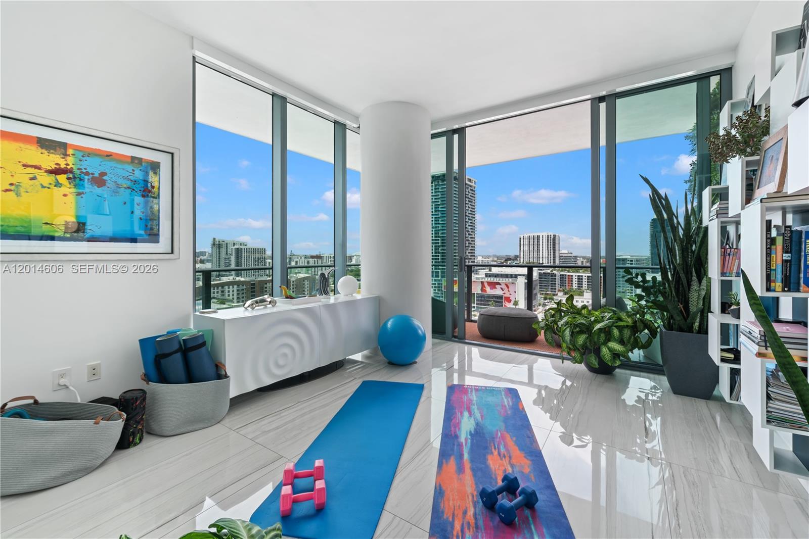 GRAN PARAISO CONDO - Residential
