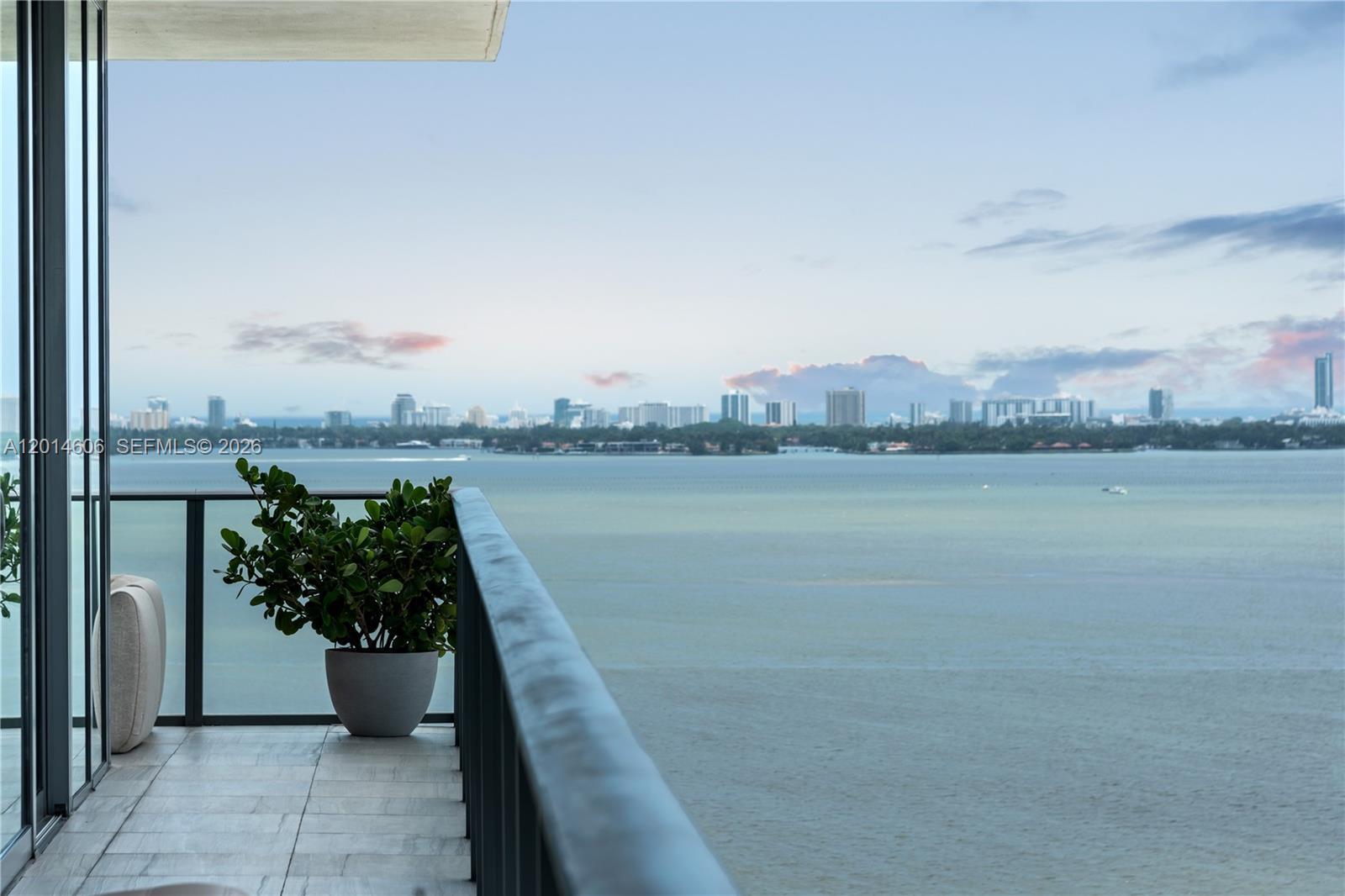 GRAN PARAISO CONDO - Residential