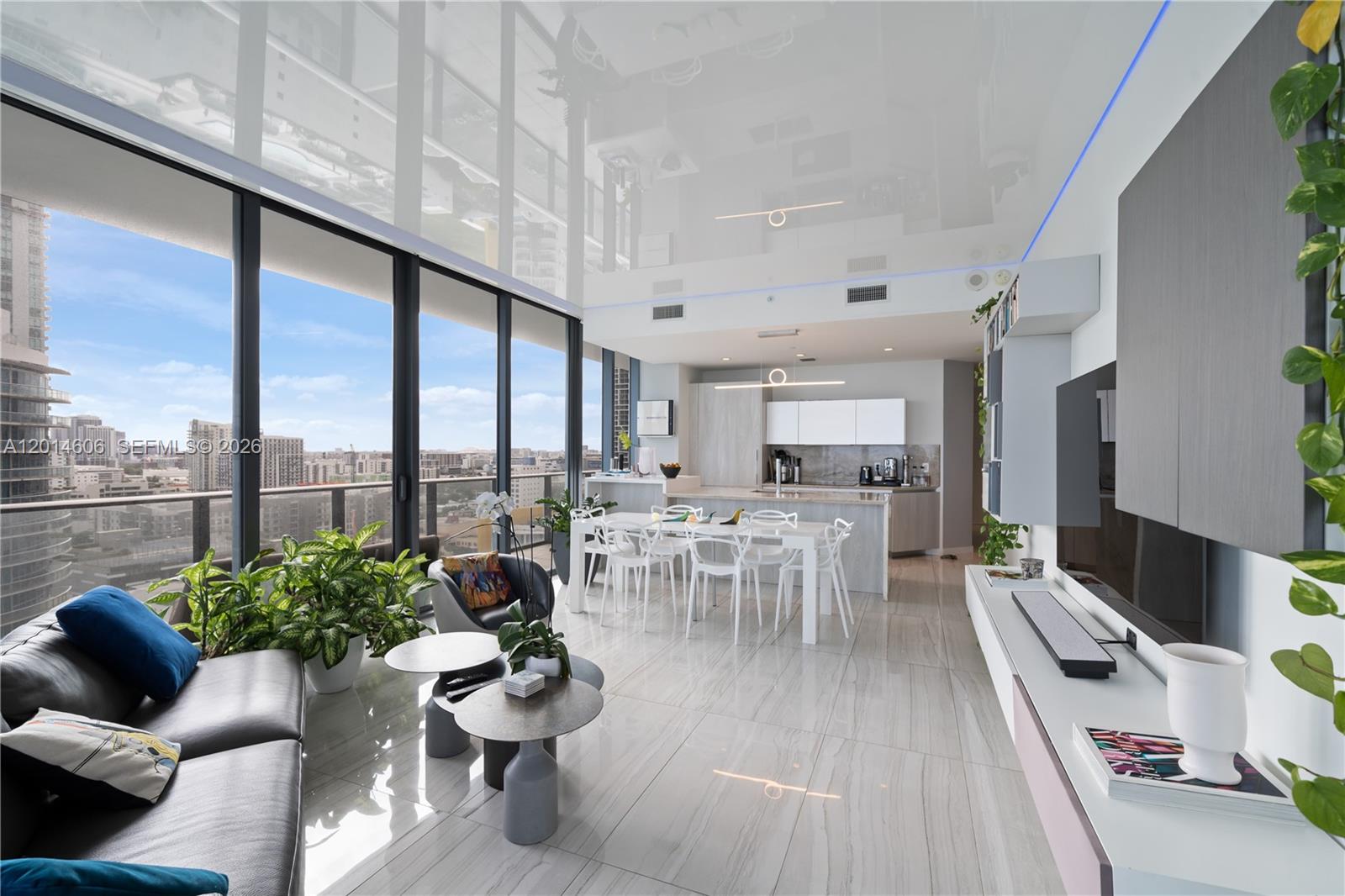 GRAN PARAISO CONDO - Residential