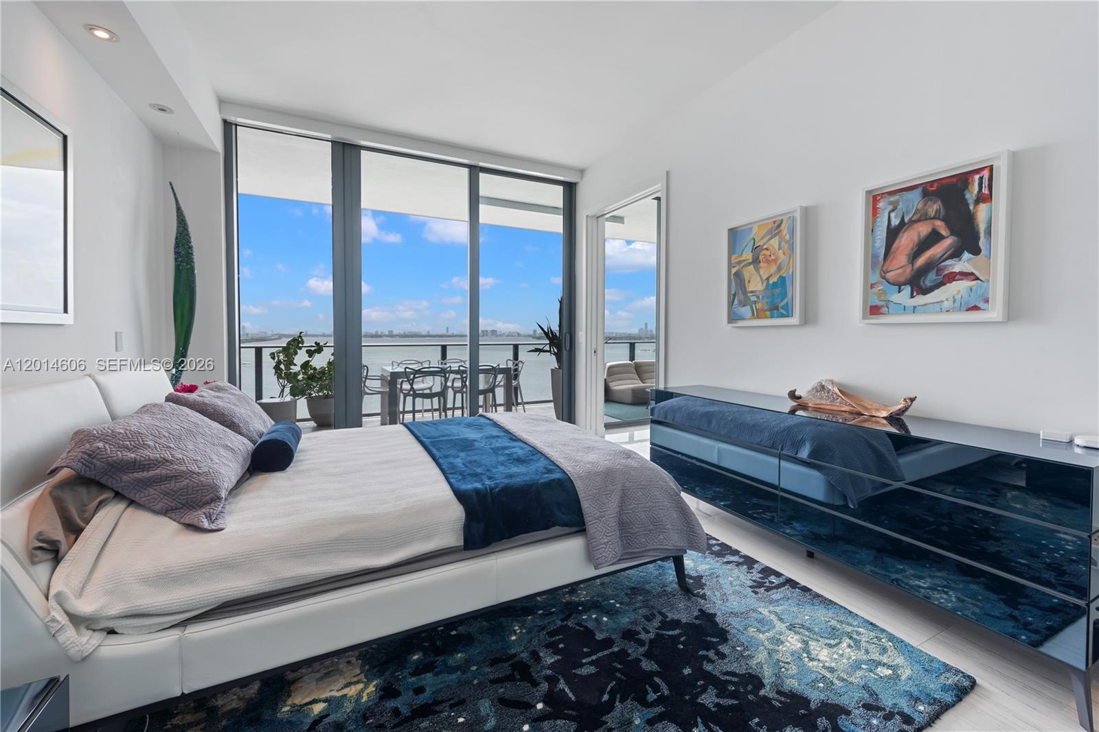 GRAN PARAISO CONDO - Residential