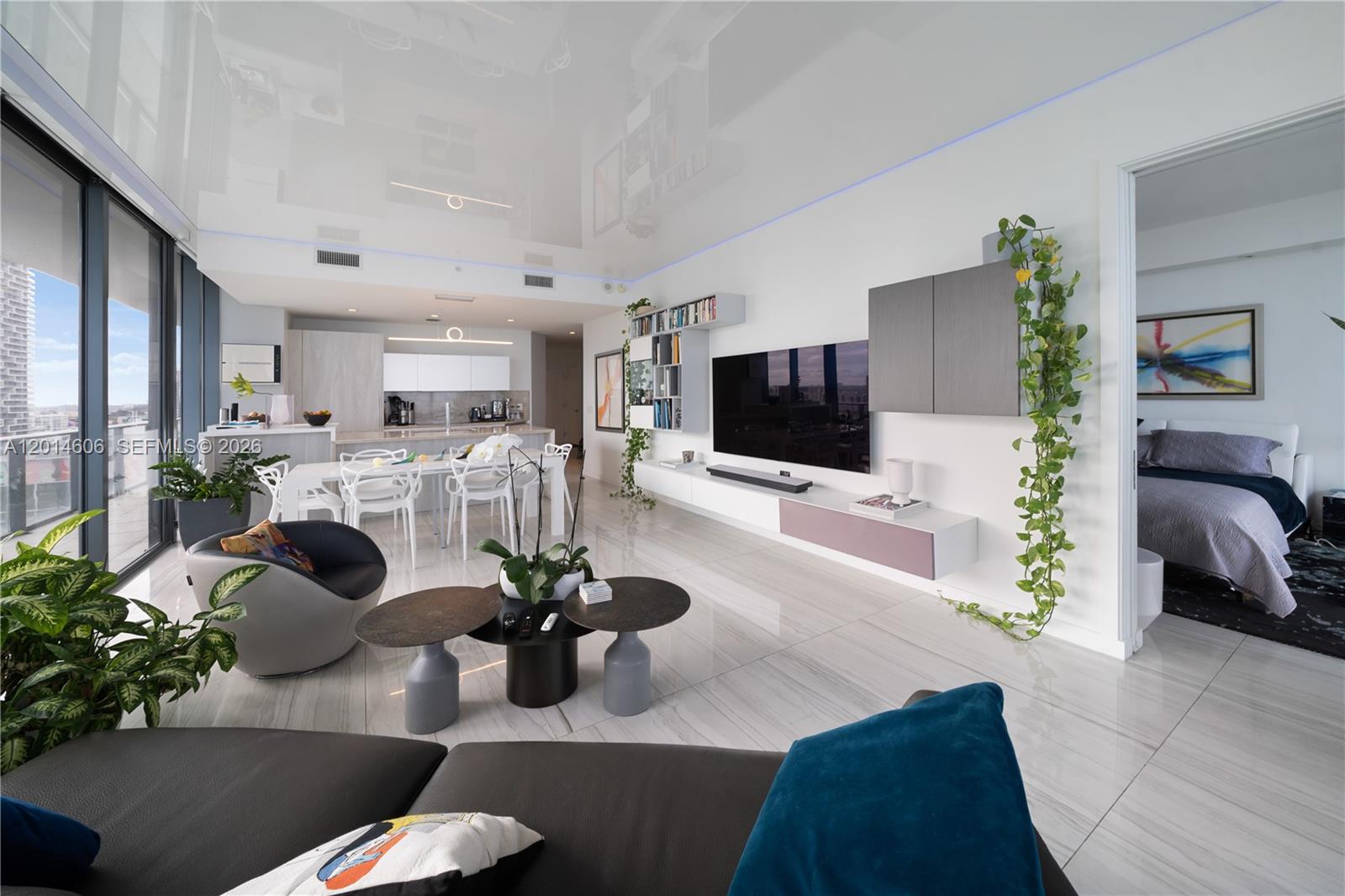 GRAN PARAISO CONDO - Residential