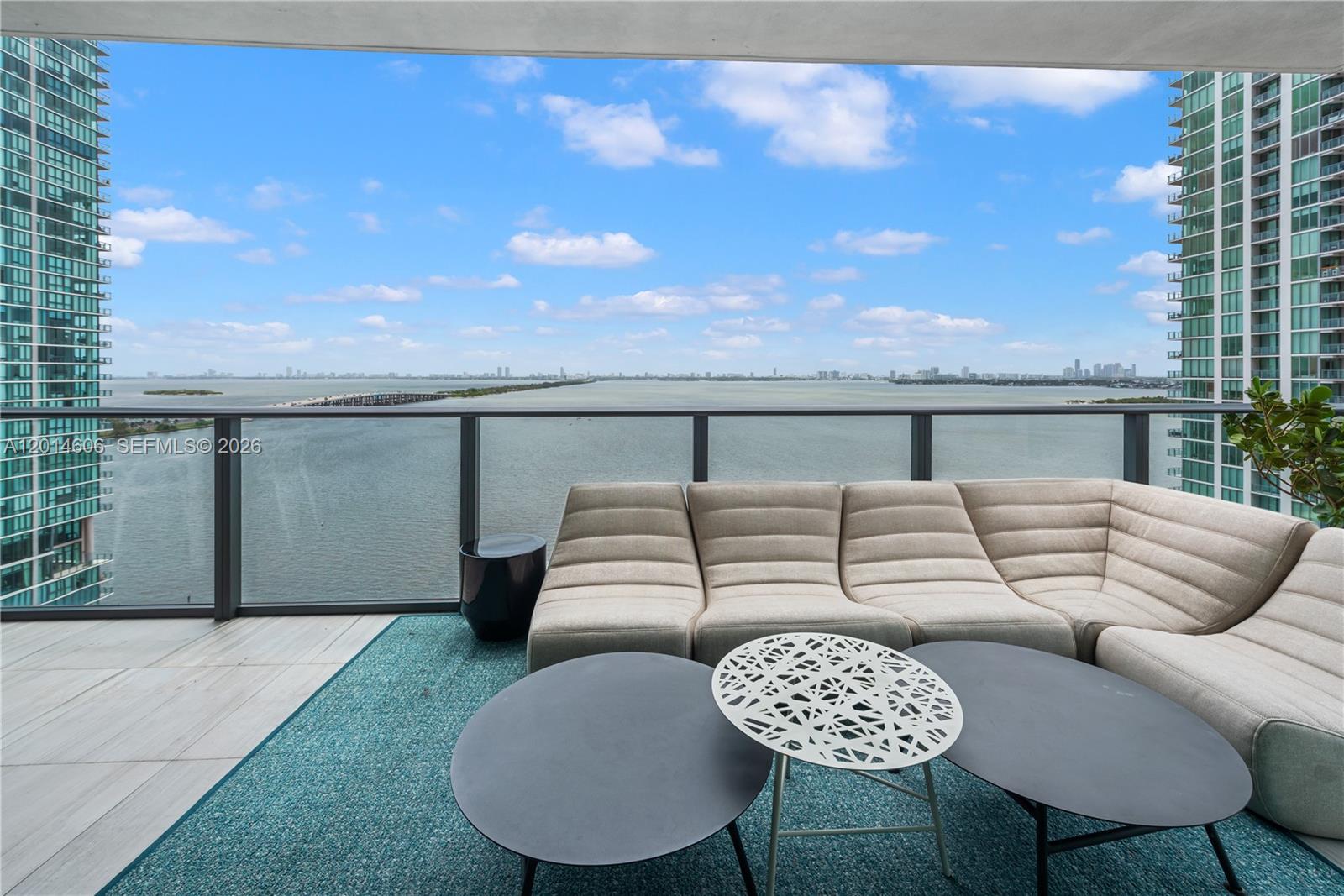 GRAN PARAISO CONDO - Residential