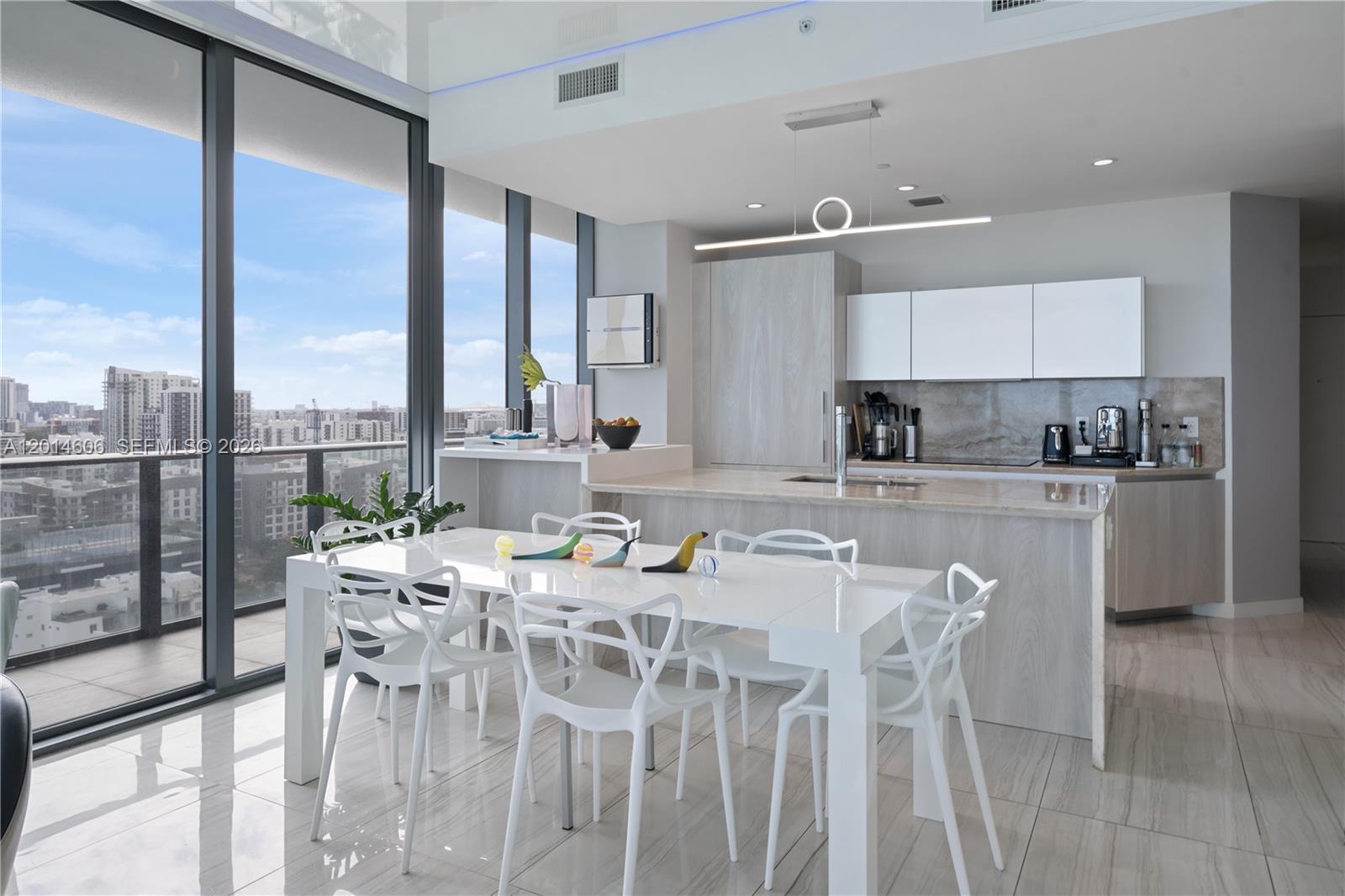 GRAN PARAISO CONDO - Residential