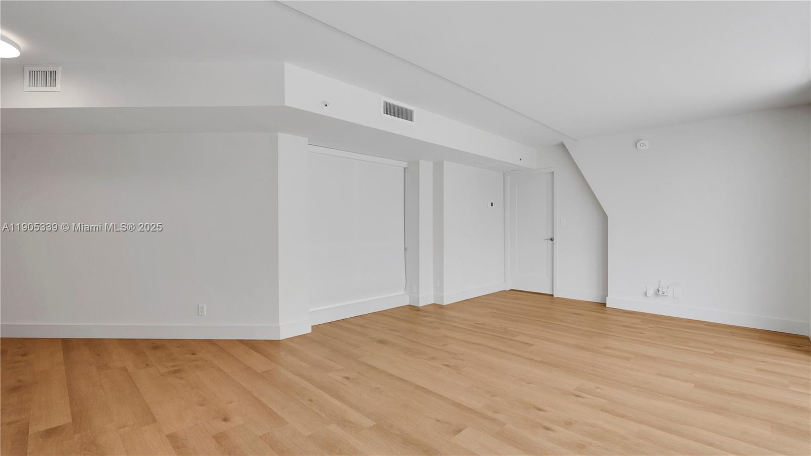 The Hamilton - Residential Lease