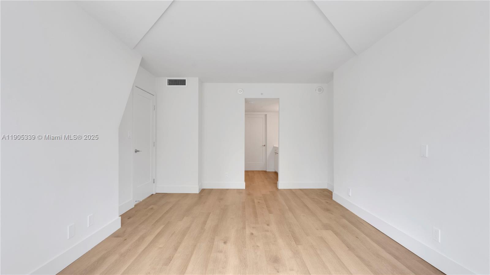 The Hamilton - Residential Lease