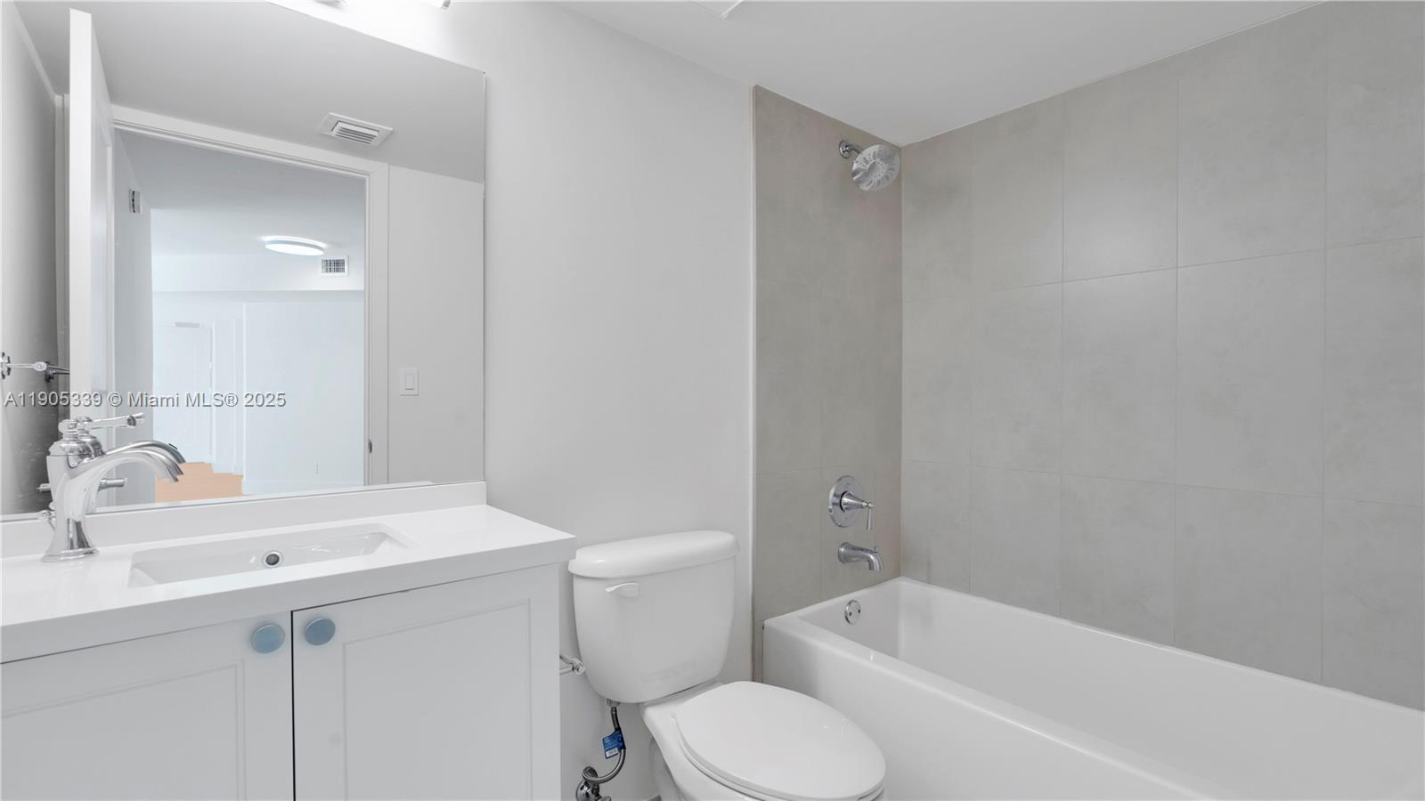 The Hamilton - Residential Lease