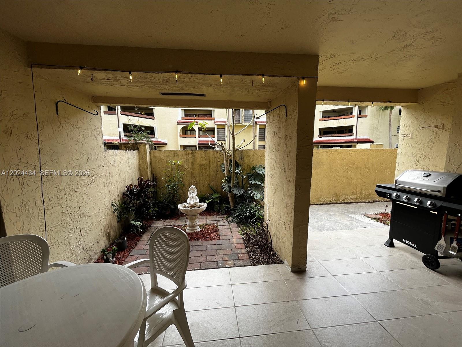 8800 SW 123rd Ct J-106