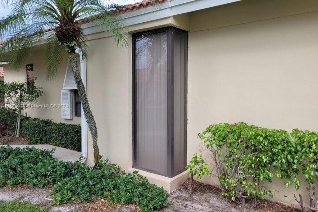 Photo of Palm Beach Gardens, FL 33418 (MLS # A11651320)