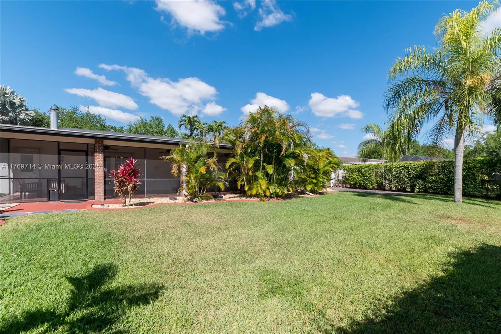 Palmetto Bay, Florida 33157, United States, 3 Bedrooms Bedrooms, ,2 BathroomsBathrooms,Residential,Active,95259