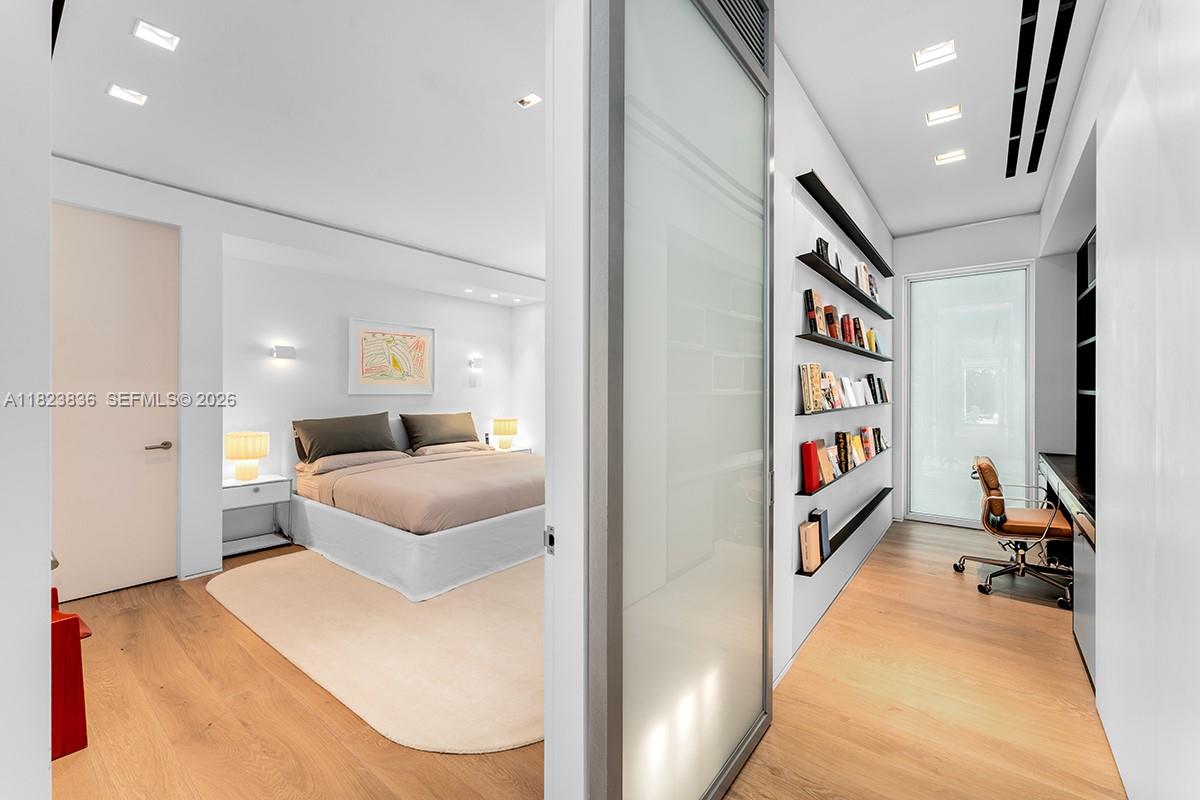 LA GORCE ISLAND - Residential